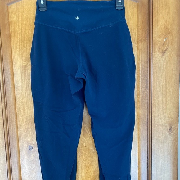 Lululemon Align Joggers - Picture 3 of 5